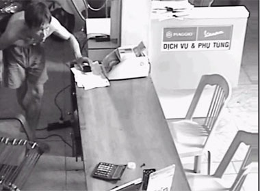 Bat khan cap trom nho camera ghi hinh hinh anh