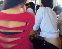 Thoi trang hoc duong kho coi cua nu sinh hinh anh