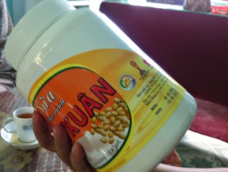 Nha truong di... ban sua hinh anh