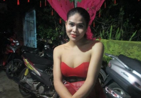 Co gai chuyen gioi va moi tinh ky la voi 'trai thang' hinh anh