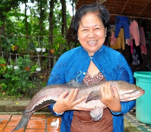 Ca loc 'khung' hon 6kg sa luoi nguoi dan hinh anh