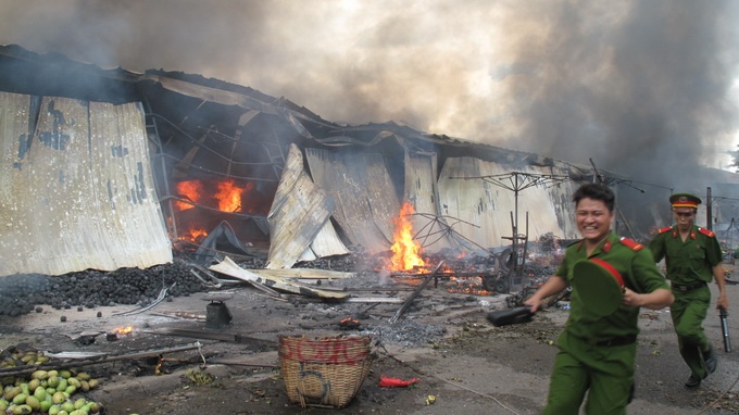 Chay rui gan 100 vua trai cay cho Thanh Tri hinh anh