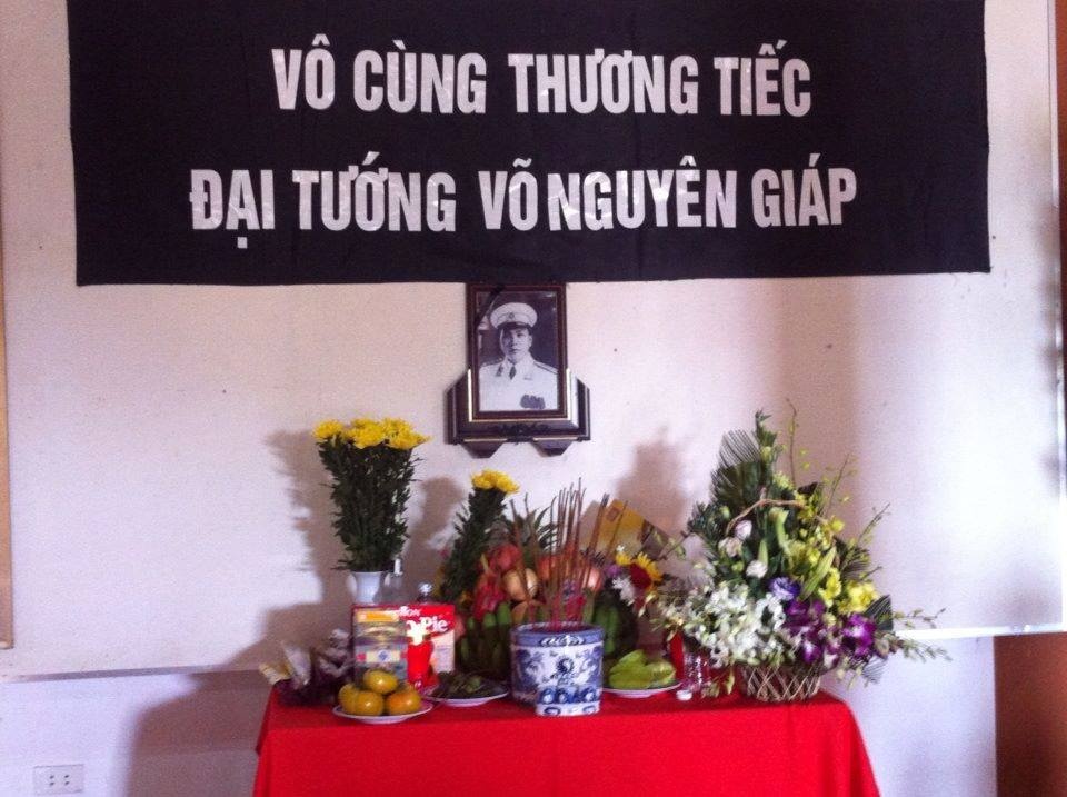 Nhung quy dinh khi di vieng Dai tuong Vo Nguyen Giap hinh anh