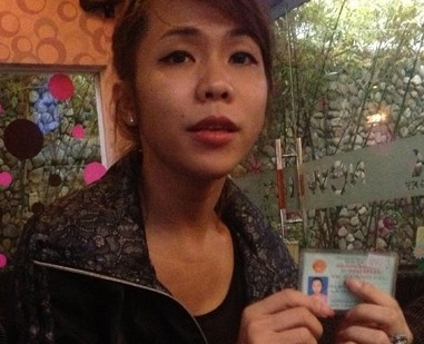 Anh chung minh nhan dan la nu, ten van nam hinh anh