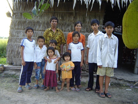 Nguoi phu nu 38 tuoi voi... 9 lan sinh no hinh anh