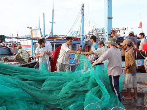 Bao so 13 do bo vao Nam Trung Bo va Nam Bo hinh anh