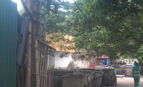 Mot xac tre so sinh bi bo trong sot rac tai Can Tho hinh anh