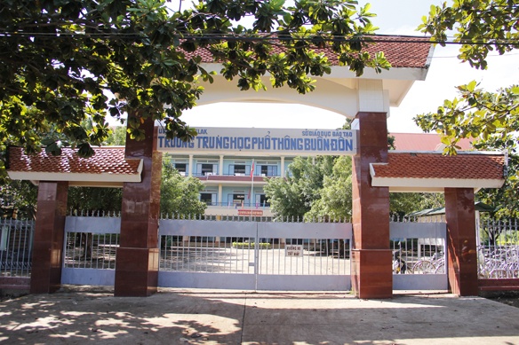 Hieu pho lam gia ho so hoc ba hinh anh