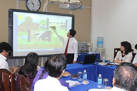 Phu huynh TP.HCM phai dong 90 ty dong de mua bang tuong tac hinh anh