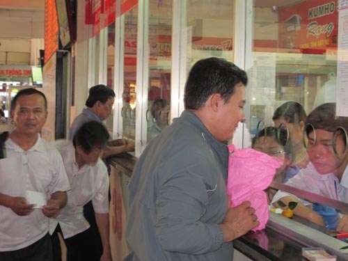 Chua Tet, gia ve xe da tang hinh anh