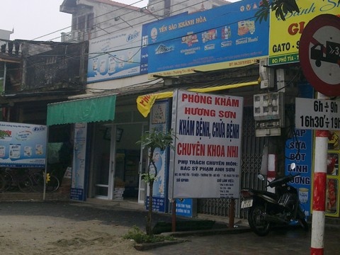 Phong kham Huong Son tung lam mot tre khac tu vong hinh anh