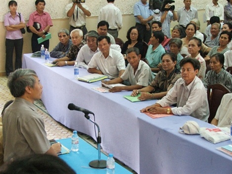 Moi thang, Bo truong phai tiep dan it nhat mot ngay hinh anh