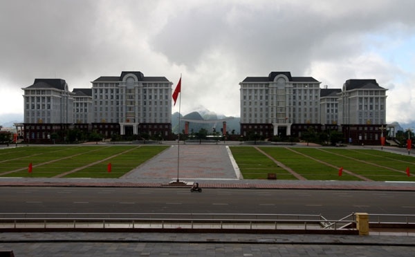 Tru so huyen cung phai to hinh anh