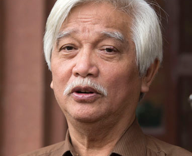 Tai sao dai bieu Duong Trung Quoc khong bam nut? hinh anh