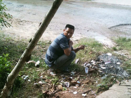 Dot 2 to ve so trung 60 trieu, suy sup tinh than hinh anh