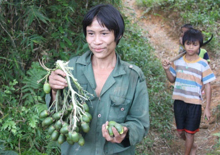 'Nguoi rung' Ho Van Lang muon cuoi vo hinh anh