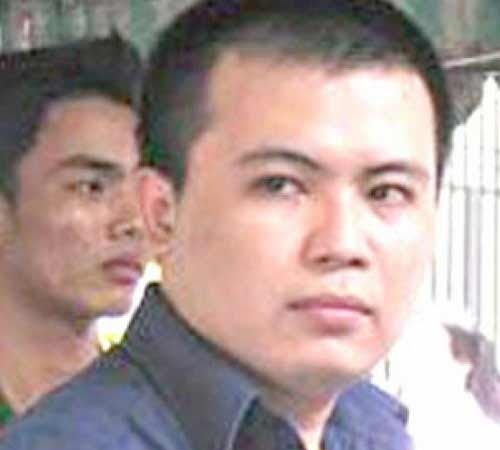Ke sat nhan doi lot nguoi tinh hinh anh