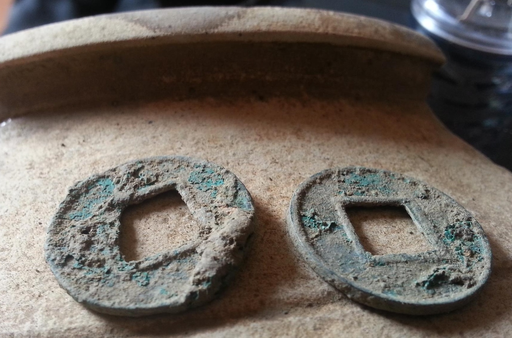 Nguoi dan do xo di dao tien la o Ha Noi hinh anh