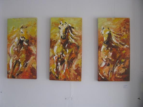 4 buc hoa ve ngua dung manh cua chang hoa si xe lan hinh anh