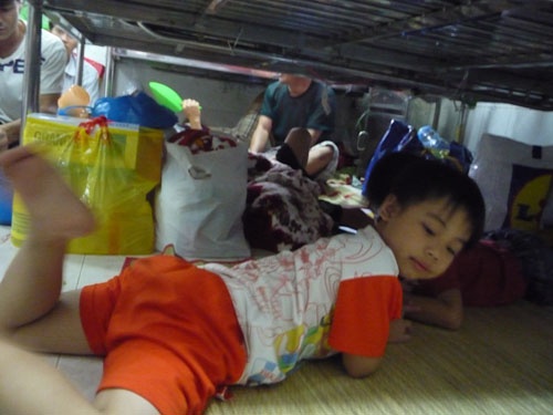 Don Tet duoi... gam giuong benh vien hinh anh