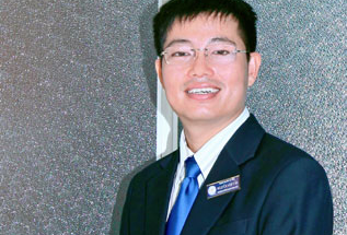 Tro chuyen voi tien si thanh cong nhat 2013 hinh anh
