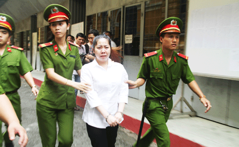 Goc khuat tinh tay ba hinh anh