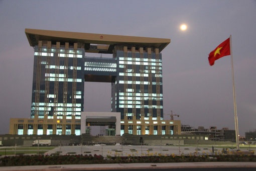 Ngay lam viec dau tien o thanh pho moi Binh Duong hinh anh