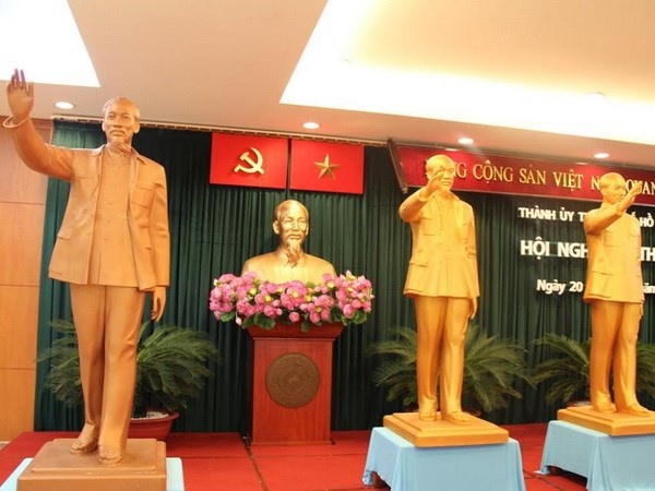 Da chon duoc mau tuong dai Chu tich Ho Chi Minh hinh anh