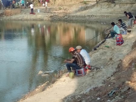 Cau ca o nghia dia de tim kiem cam giac manh hinh anh