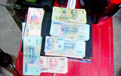 Chien si bien phong tra lai tien nguoi danh roi hinh anh