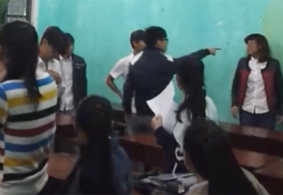 Hanh hung, tung anh nong: Bi kich sau chia tay hinh anh