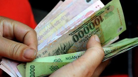 Phat nang Pho Chu tich UBND phuong cam nham luong hinh anh