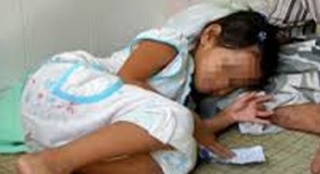 Bat khan cap ke gay ra hang loat vu cuop va dam o tre em hinh anh