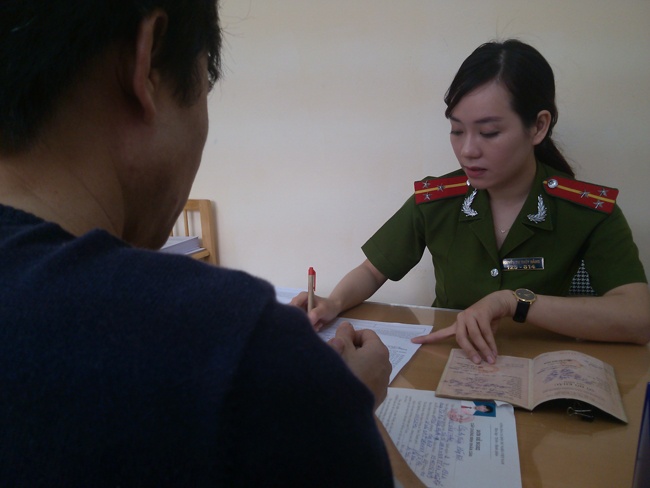 Ngay dau dong loat trien khai cap chung minh thu 12 so hinh anh