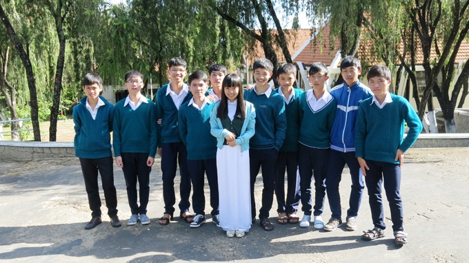 Ra doi tu nhung dong tien le hinh anh