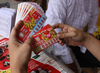 Ngoi lang ai cung so… trung so doc dac hinh anh