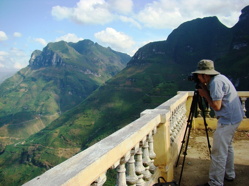 Hẻm Tu Sản còn là nơi thu hút khách du lịch trong và ngoài nước đến thưởng ngoạn và ghi lại cho mình những khoảnh khắc đẹp nhất mà hiếm nơi nào có được. 