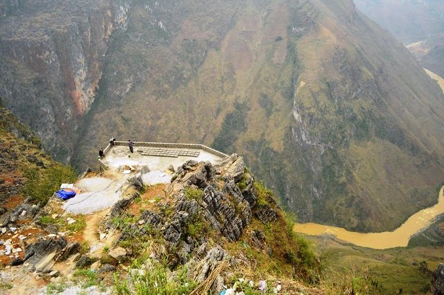 'Canh quan hung vy nhat Viet Nam' dang be tong hoa hinh anh