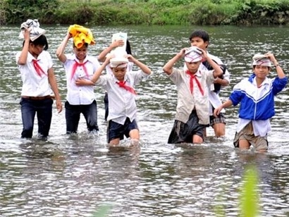 Loi song di hoc, mot hoc tro mat tich hinh anh