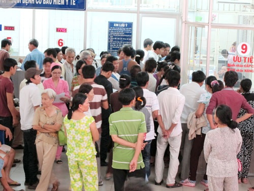 Gia danh tu thien, lua tien nguoi benh hiem ngheo hinh anh