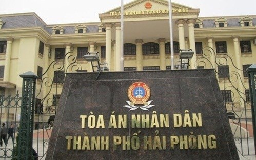 Se khoi to vu chanh toa bi to nhan tien roi 'lat keo' hinh anh