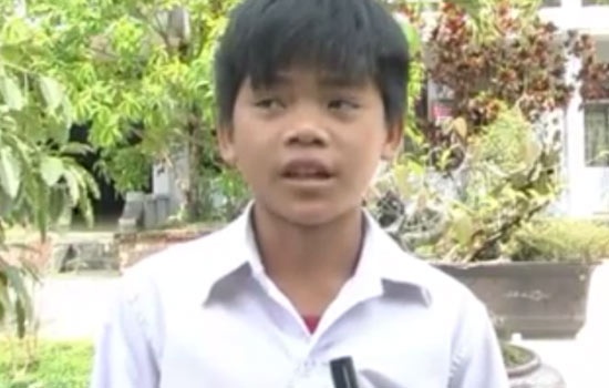 12 tuoi nghi hoc lam thay boi coi tren hinh anh