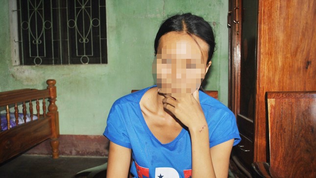 Troi vo day xuong gieng vi bi bat qua tang ngoai tinh hinh anh