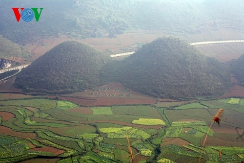 Núi Đôi sau khi được vinh danh là di sản, với