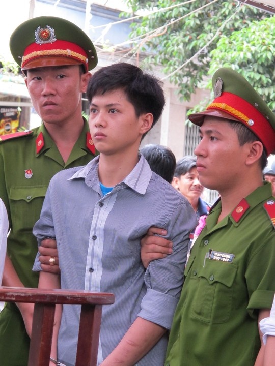 18 tuổi, Hà Văn Lưu cầm đầu băng cướp xe ôm khét tiếng.