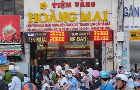 Tiệm vàng Hoàng Mai.