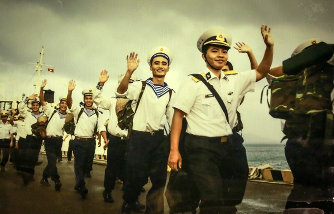 Ngày trở về đất liền.