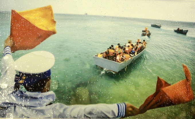 Tín hiệu vào đảo.