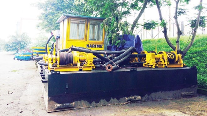 Tau chuyen dung 3 ty hoa 'sat vun', vi sao? hinh anh