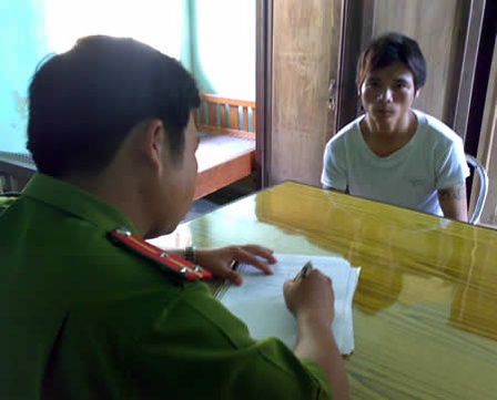 Nhị bị Công an Điện Bàn bắt năm 2008.